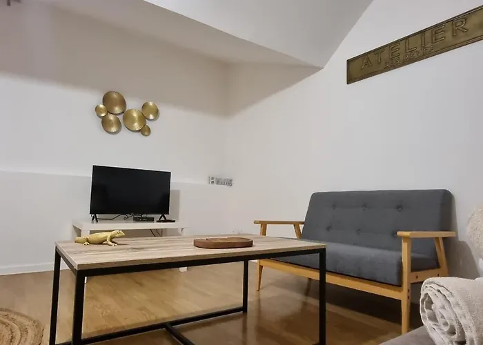 Appartement T3 Centre Renove 50 M2 Confort ! Charleville-Mézières